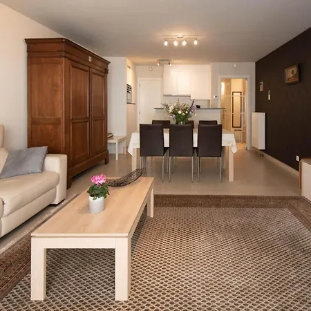 Modern With Furniture Apartmán *